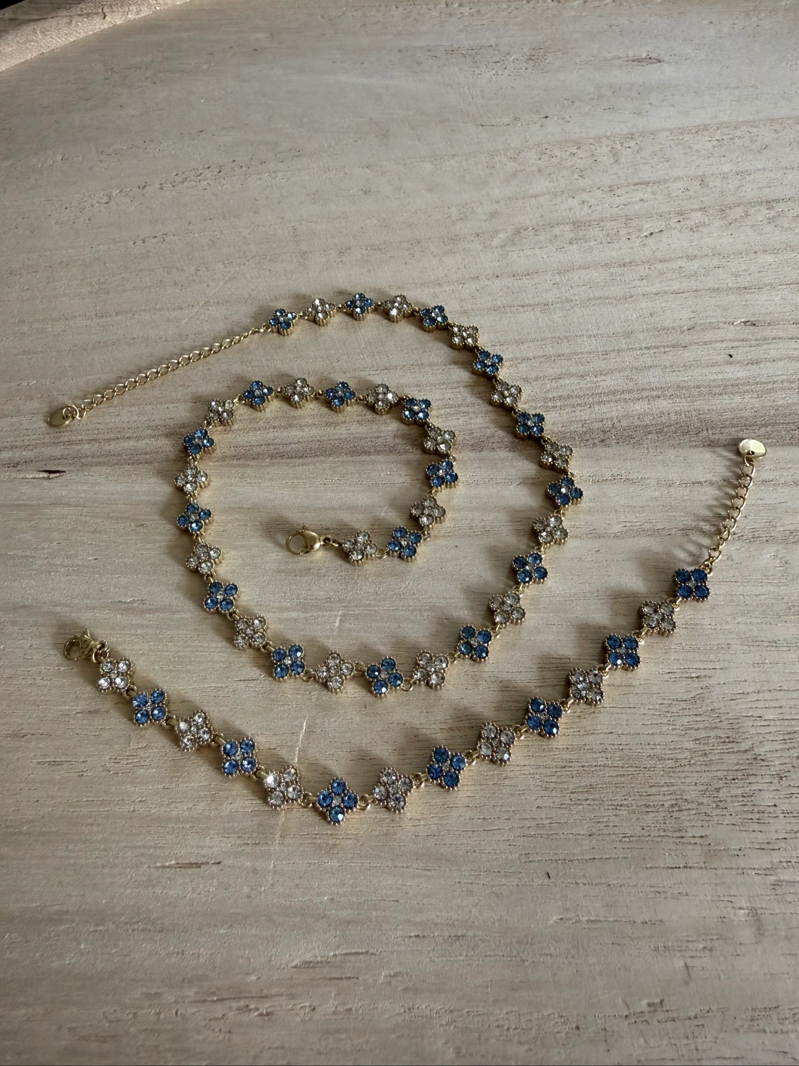 Colar e pulseira de tendência de trevo – photo 2